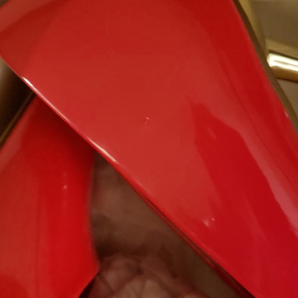 Heels - Picture 4 of 5